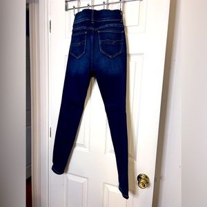 NEW YORK & COMPANY, SoHo high rise denim legging. Perfect condition. Size 2.